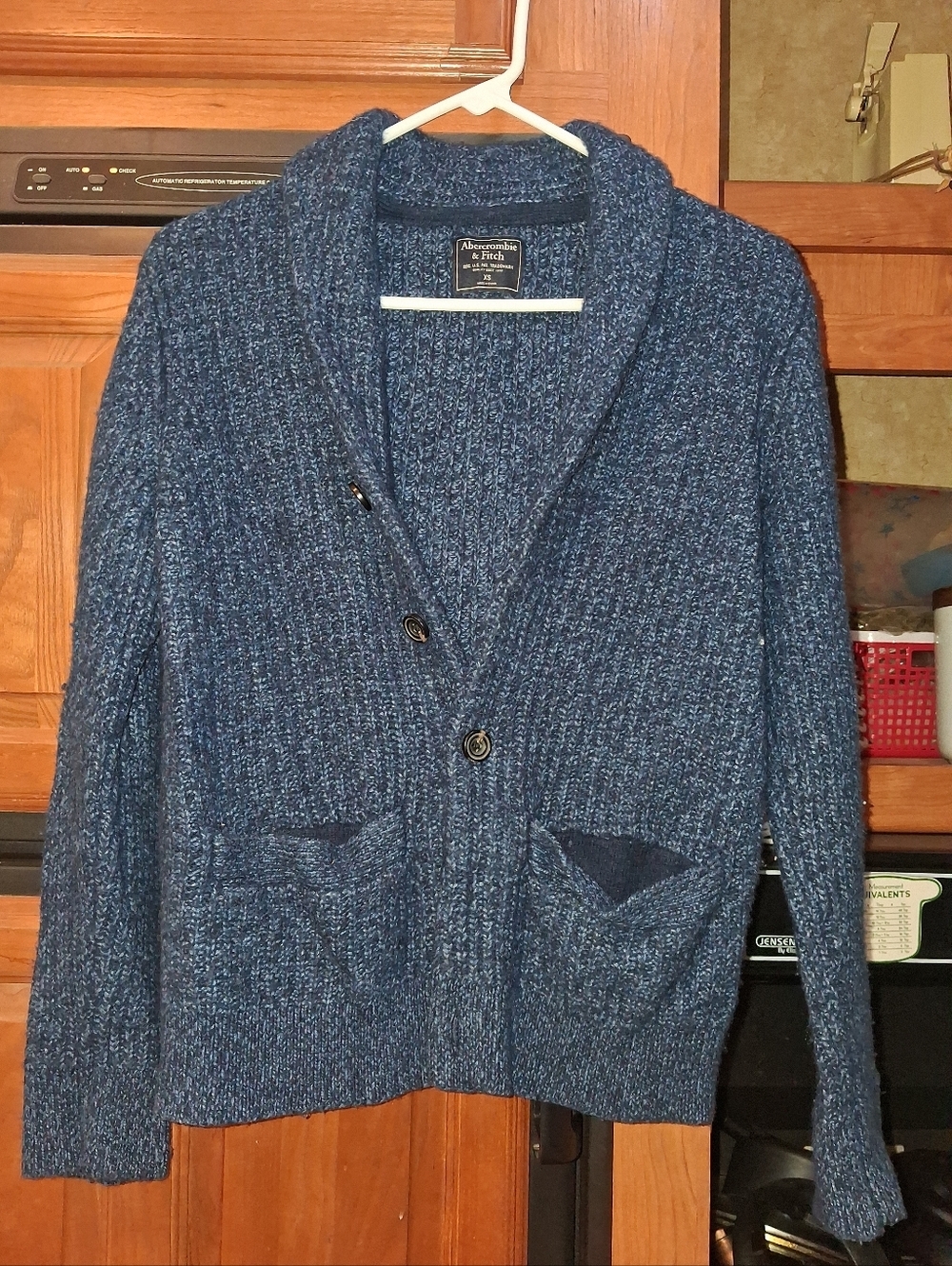 Abercrombie And Fitch Navy Blue Knit Fabric  Fisherman Cardigan In A Mens XS.EUC